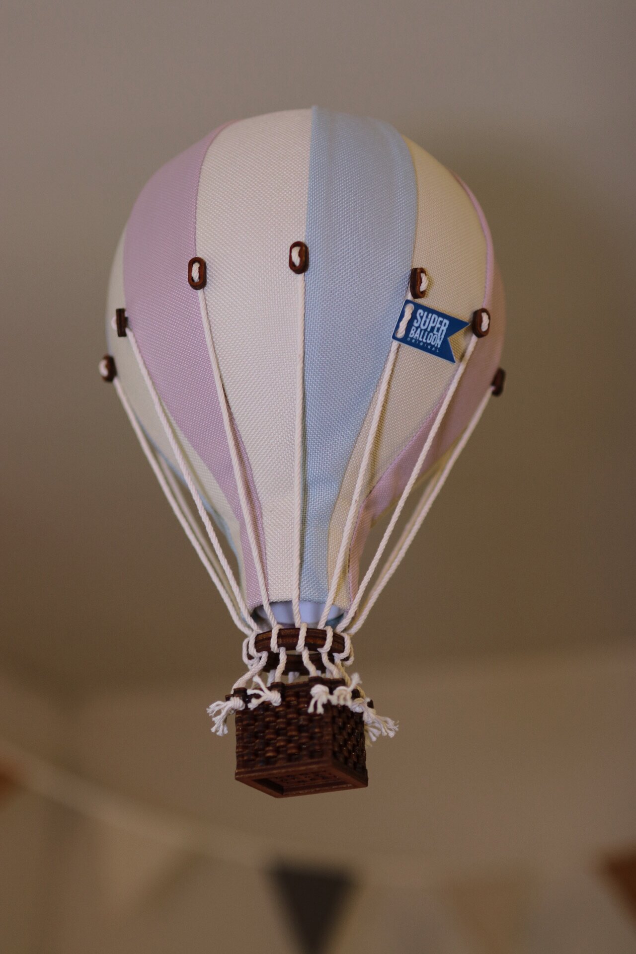 Heißluftballon im Kinderzimer 
