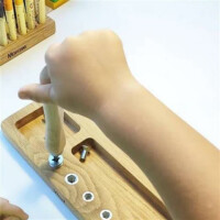 Screwboard klein - Montessori Lernspielzeug - Threewood