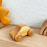 Kleines Holzauto - Debresk