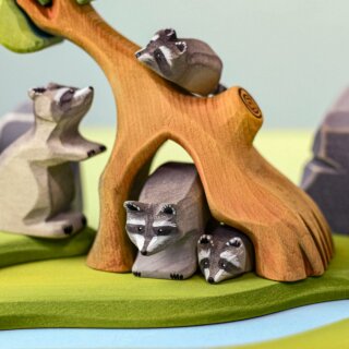 Waschbärenfamilie mit Baum SET - BUMBUTOYS