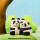 Sitzendes Pandabärenjunges - BUMBUTOYS