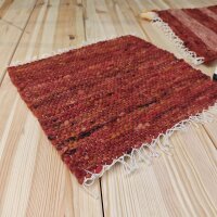 Handgefertigter Mini Teppich rot - Bikeho Textilwerkstatt