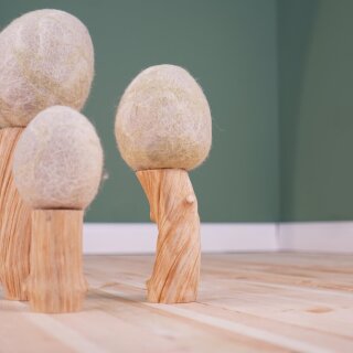 Winter Bäume aus Filz – 3er-Set mit echtem Holz von Papoose Toys