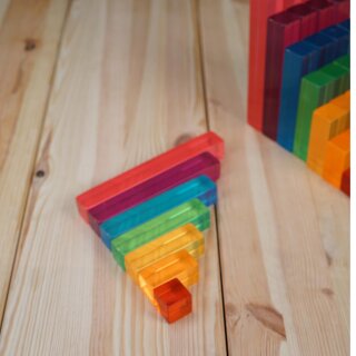 Lucite Step Set – 35 Acryl-Lichtbauwürfel im Regenbogenfarbverlauf