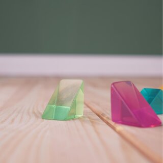 Lucite Small Triangles – 32 transparente Acryl-Dreiecke für leuchtende Bauideen