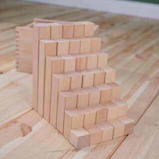 Naturbausteine Treppenstufen – 35-teiliges Holzbaustein-Set von Papoose Toys