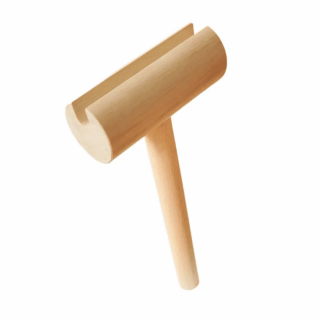 Der Holzhammer „Daumen hoch" von 1001 Hütten
