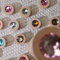 Yuma&acute;s Nachtjuwel - Funkelnde Holz-Schatzsteine