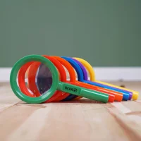 Regenbogen-Lupe &ndash; Farbiges Handlupen-Abenteuer