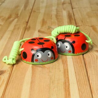 Krabbelkäfer Laufstelzen aus Holz – Kinderstelzen mit Griffseil