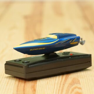 Mini R/C Speed-Boot für die Badewanne und kleine Seen – 2,4 GHz RC Boot