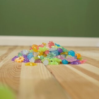 Leuchtsteine Ozean – fluoreszierende Bastelsteine für kreative Lichtspiele