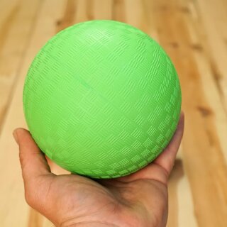 Selbst aufpustender Ball – sprungstarker Gummiball für aktive Bewegungsspiele