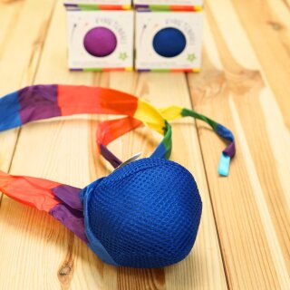 Kometenball – farbenfrohes Bewegungsspielzeug mit langem Regenbogenschweif
